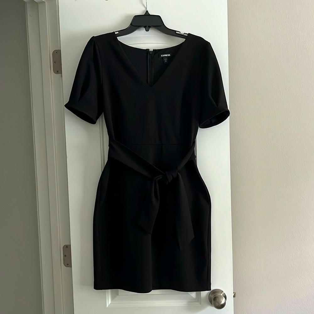 Express RN 55285 Women’s Black Dress size M